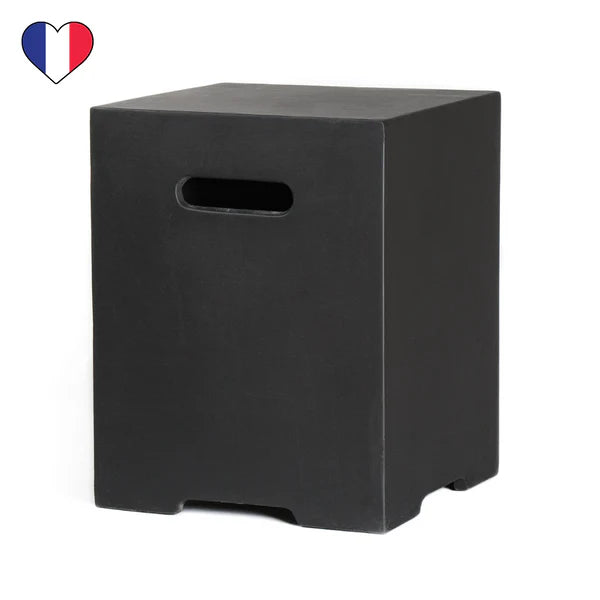 Smooth square bottle chest