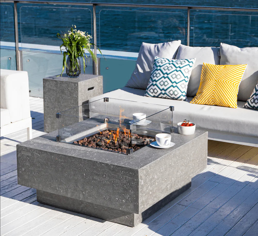 MANHATTAN Fire Pit Table Set with Protective Screen