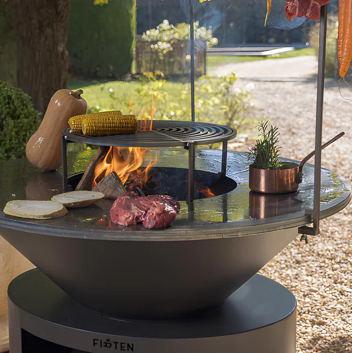 FIRTEN Brasero Noir – Cuisson au feu de bois pour grandes tablées.