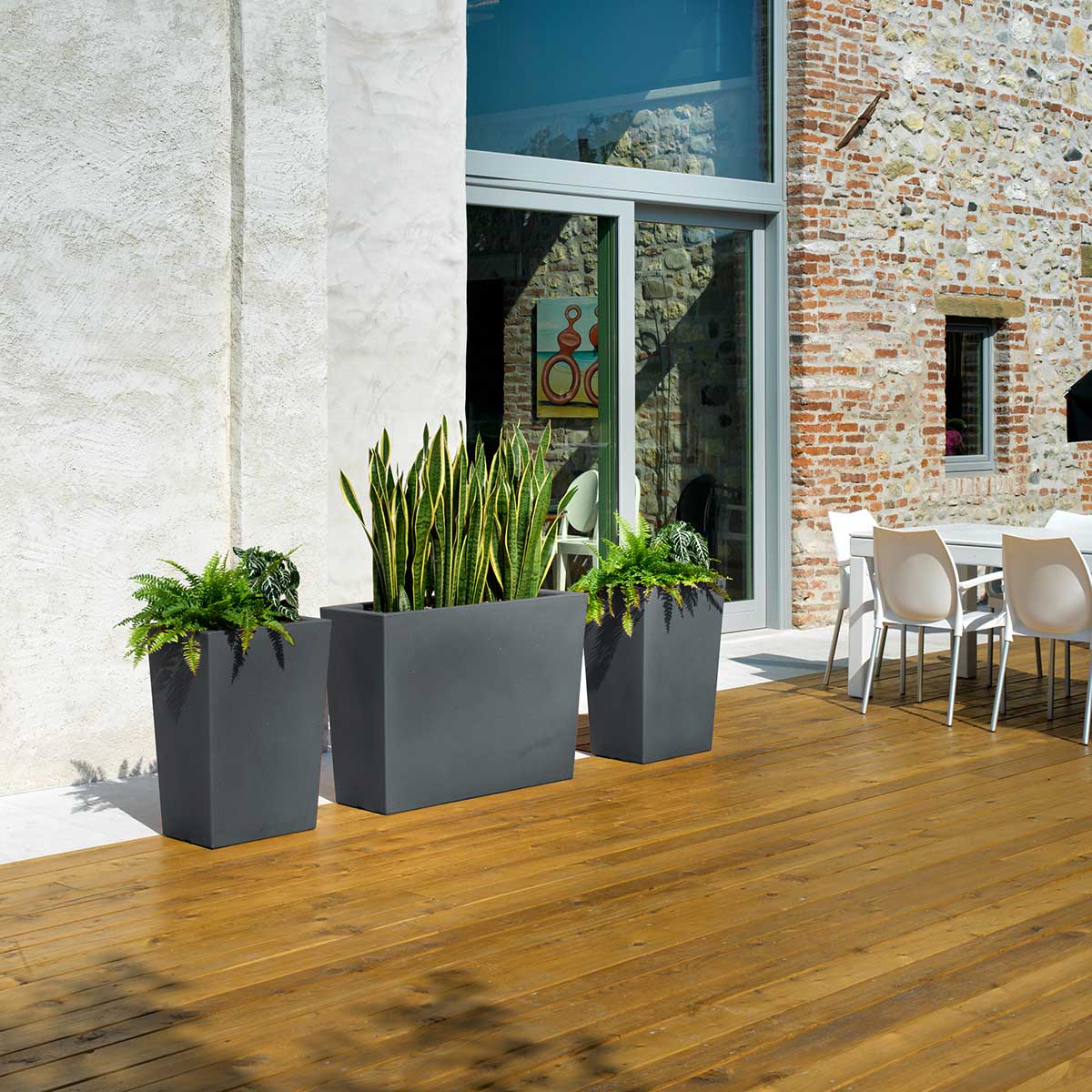 Pot extérieur design – GRATIANO résistant aux UV et aux chocs.