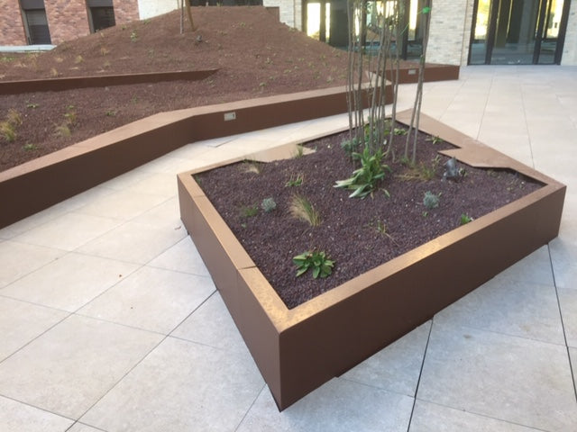 JARDINIERE CARRE SF (sans fond)