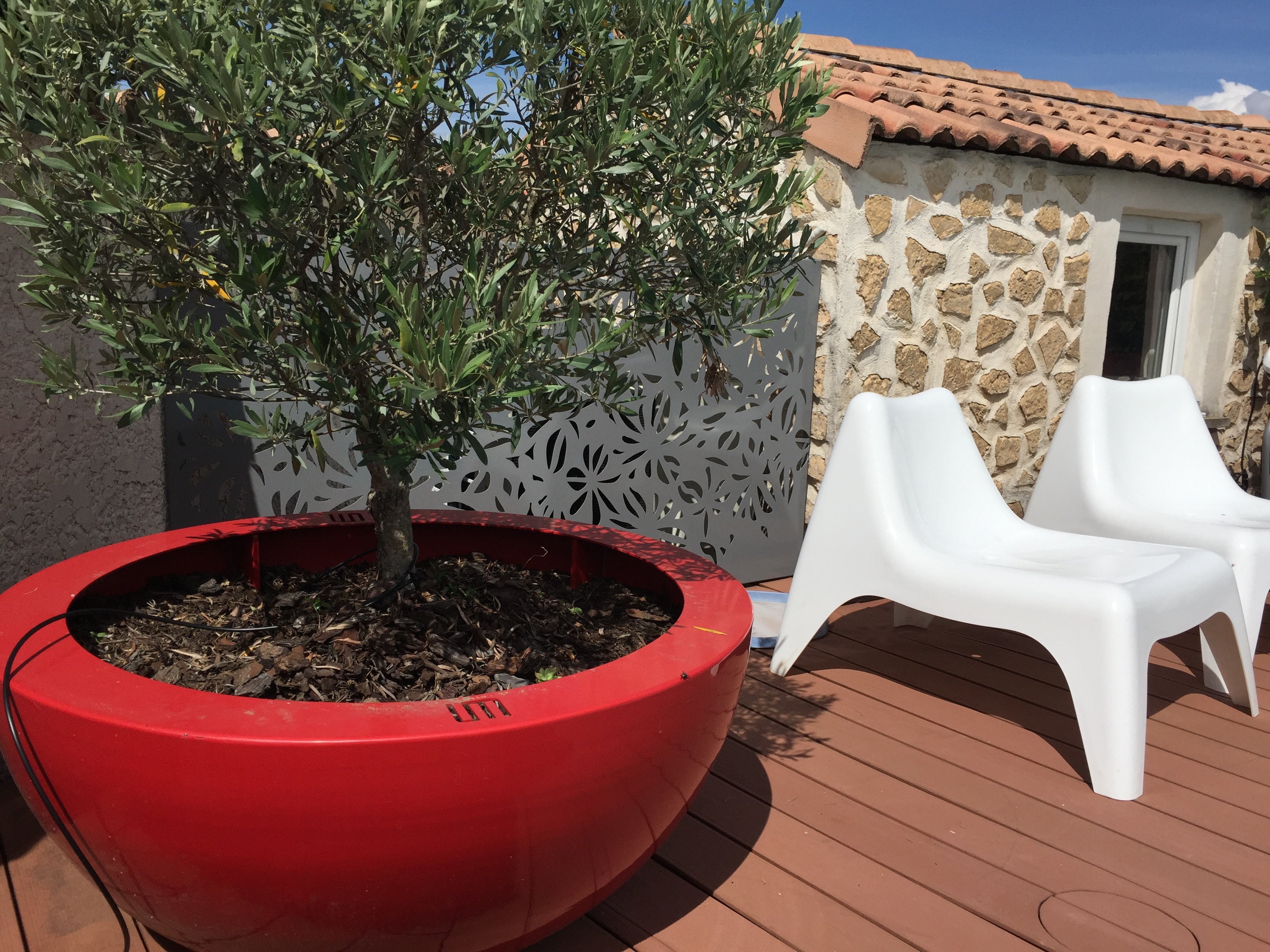 Image de TOTEM HEMISPHERIQUE 1100. un produit d'exception pour votre espace.