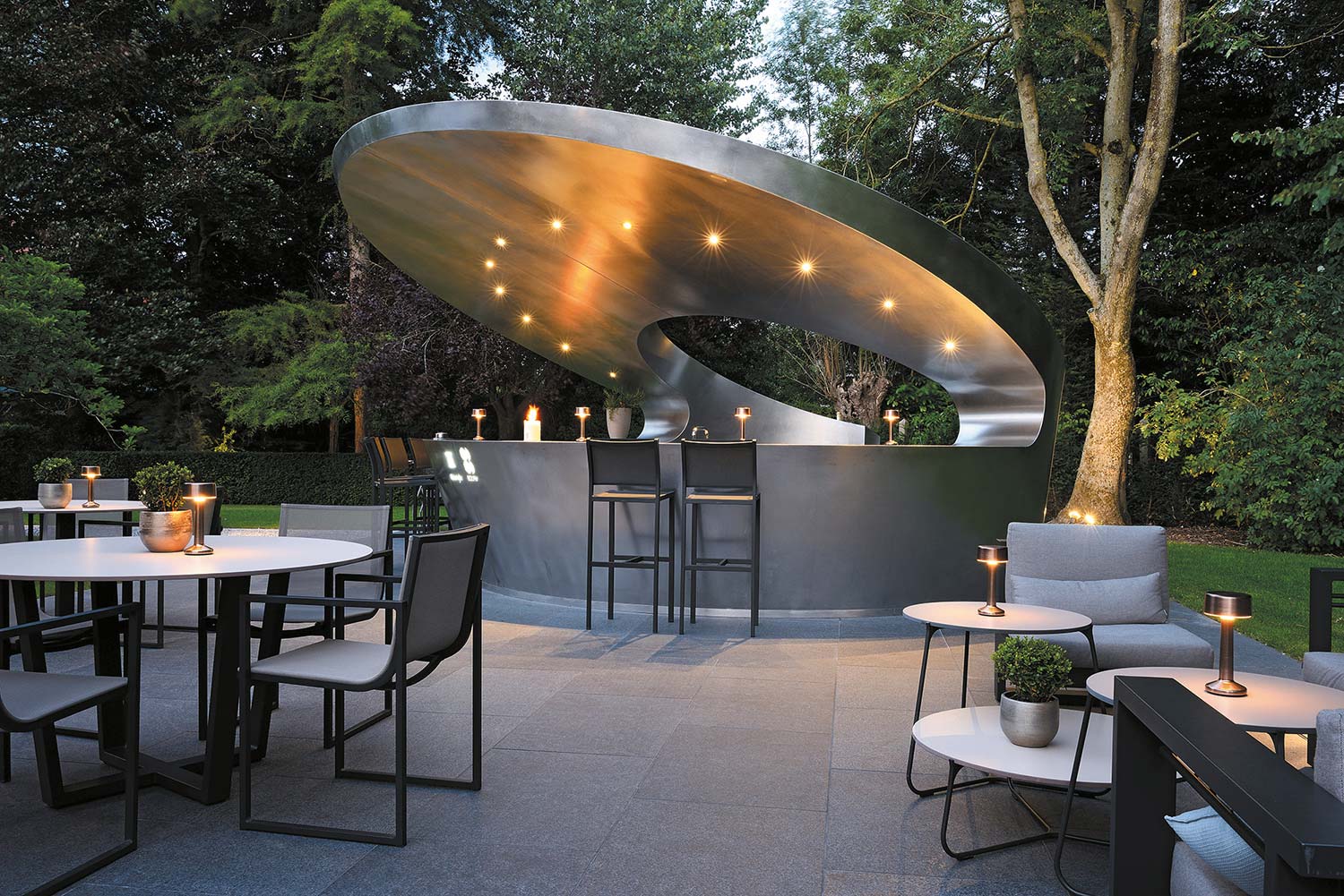 Lampe_LED_de_table_sans_fil_-_MOMENTS-4