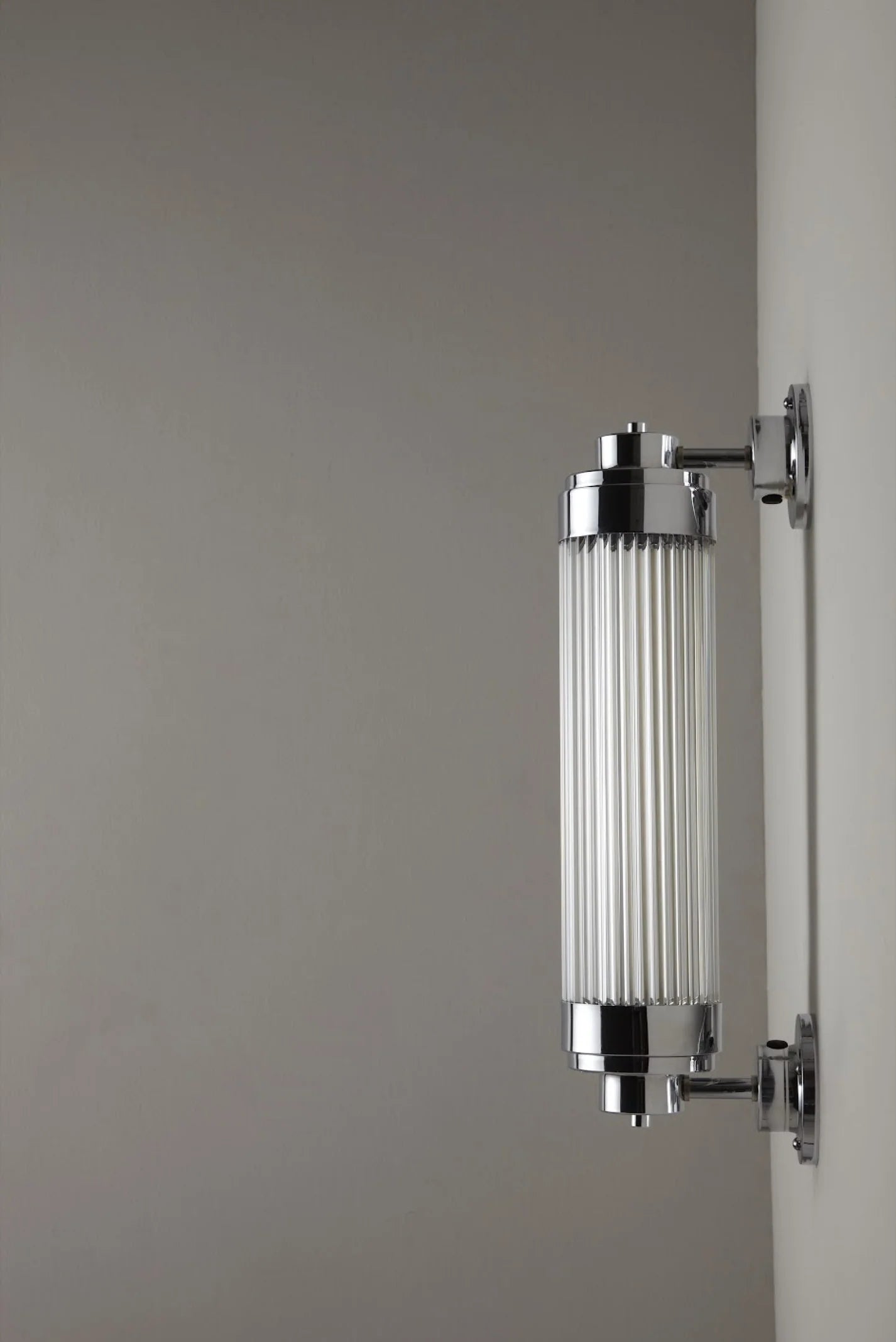 Applique Pillar Offset LED