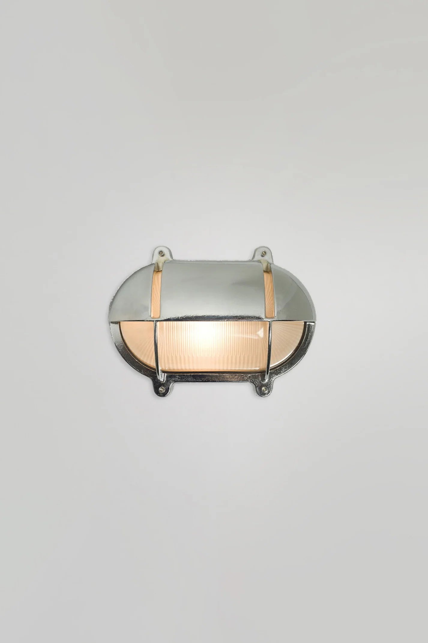 Hublot Oval en Laiton 7435