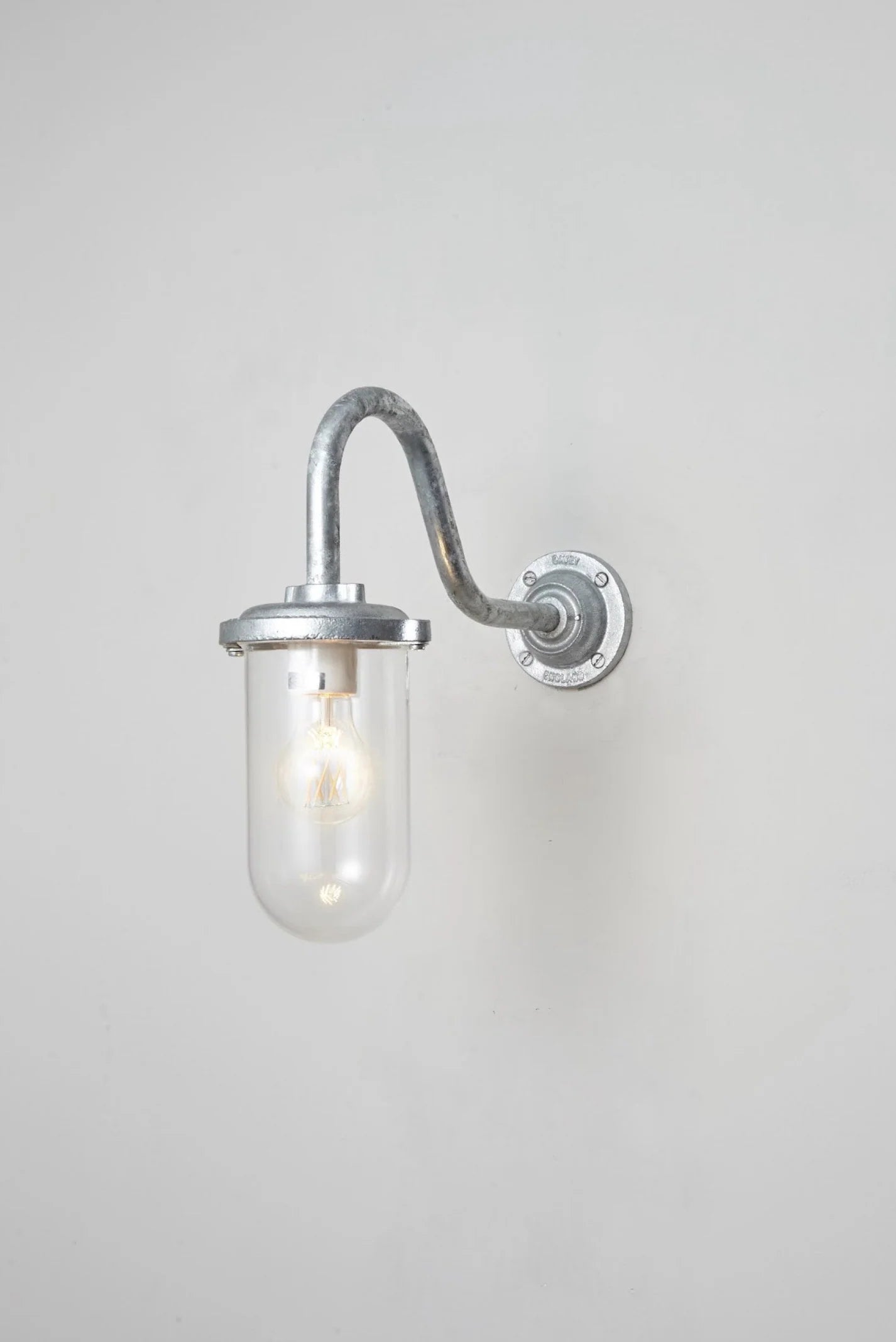 Applique coudée, 100W, Fixation murale simple 7672