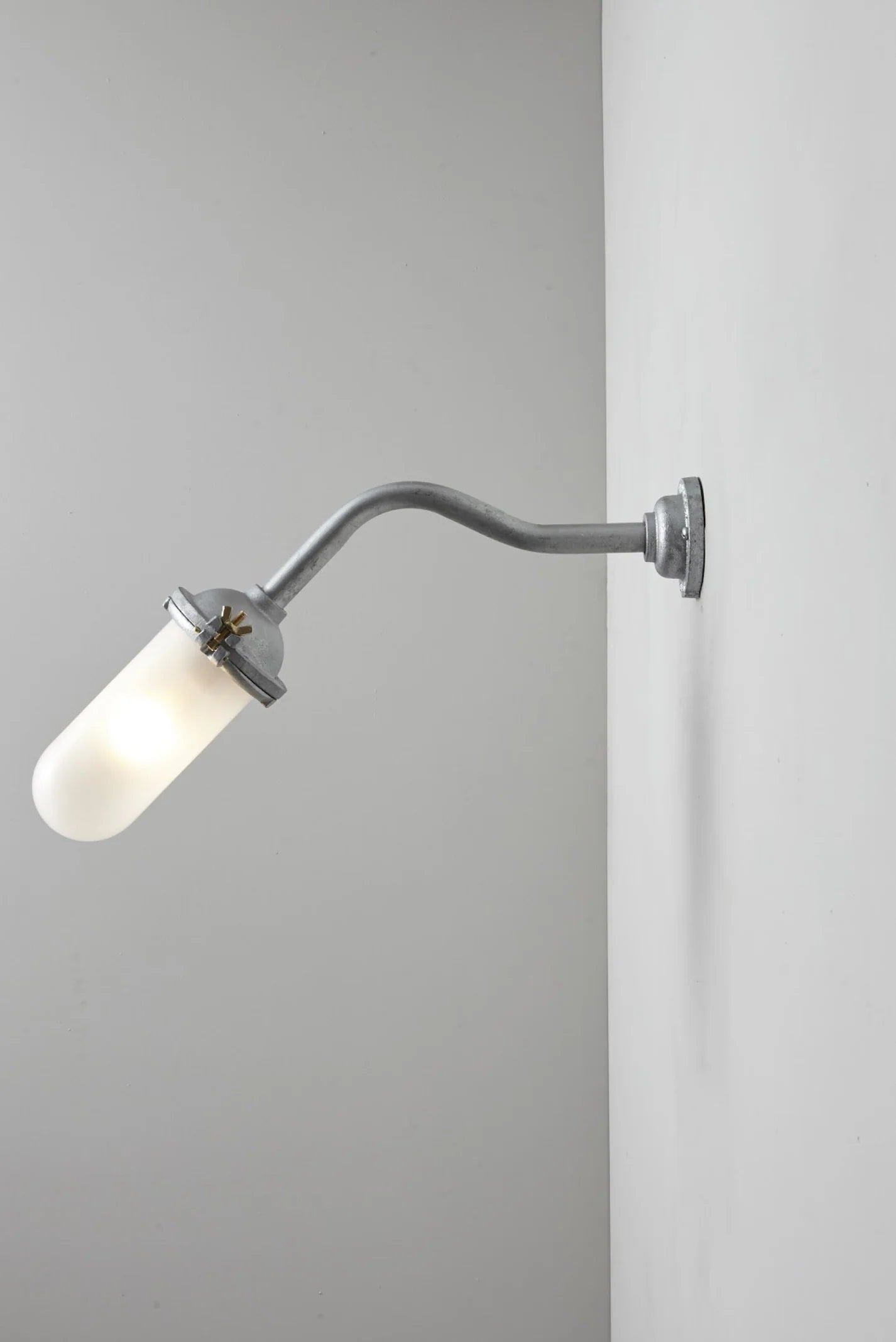 Applique coudée d'extérieure, sans réflecteur, 45°, Fixation murale simple 7684