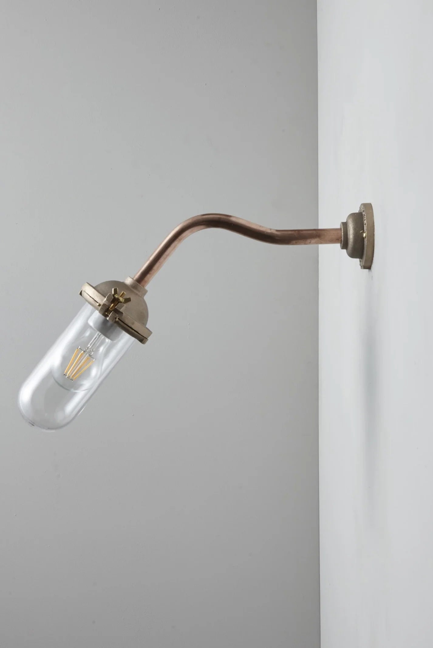 Applique coudée d'extérieure, sans réflecteur, 45°, Fixation murale simple 7684