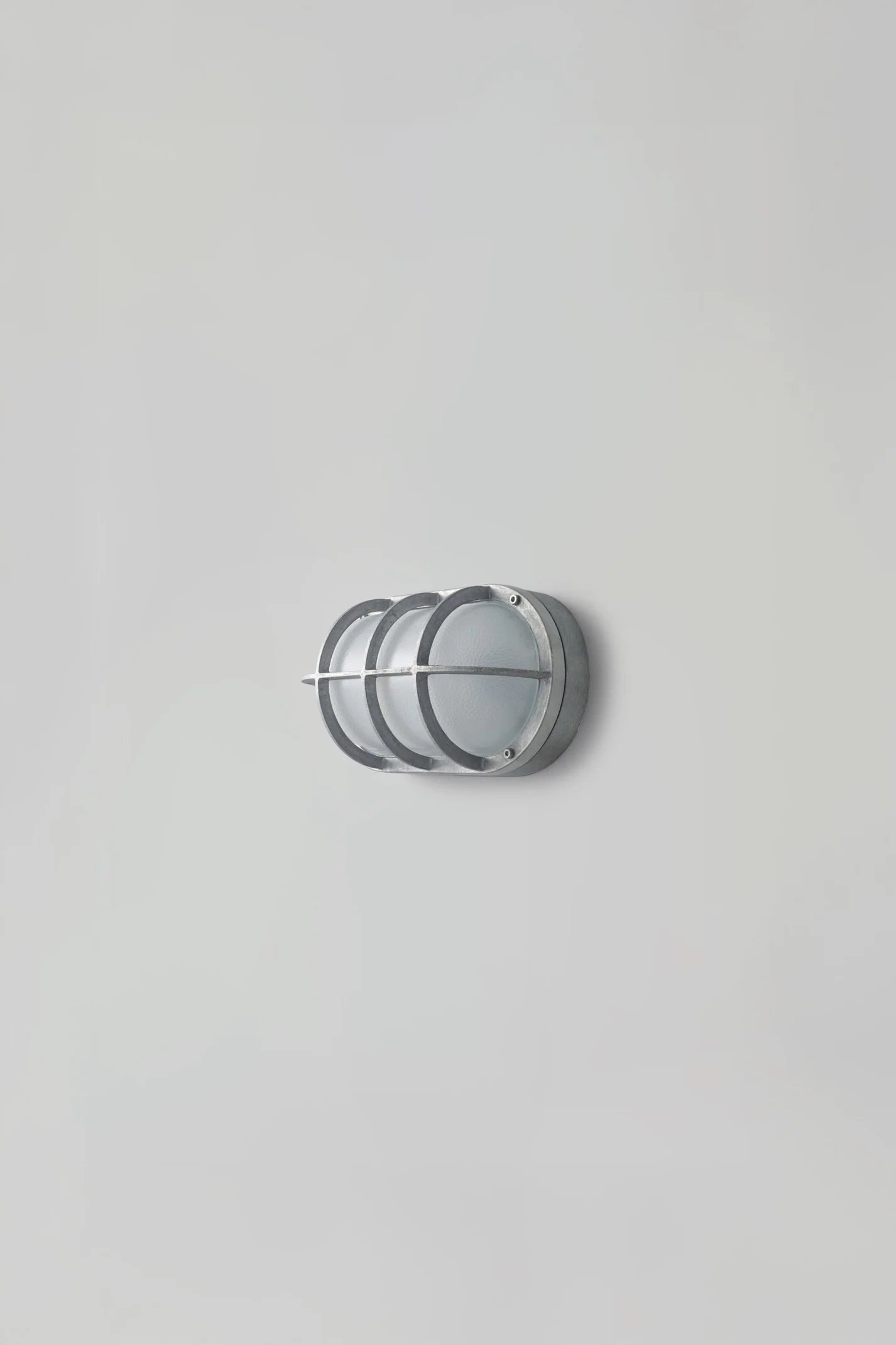 Hublot Oval en Aluminium 8122