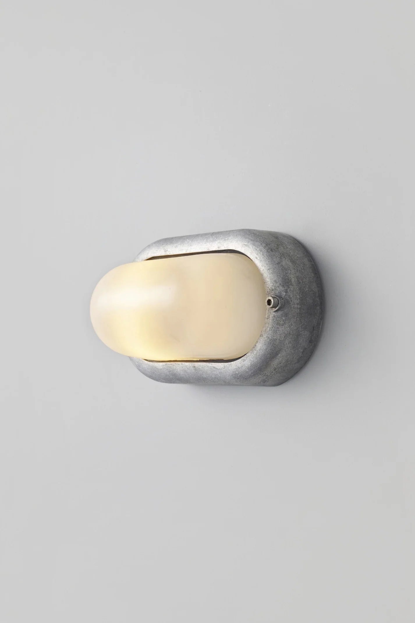 Petit Hublot Ovale d'extérieur 8124