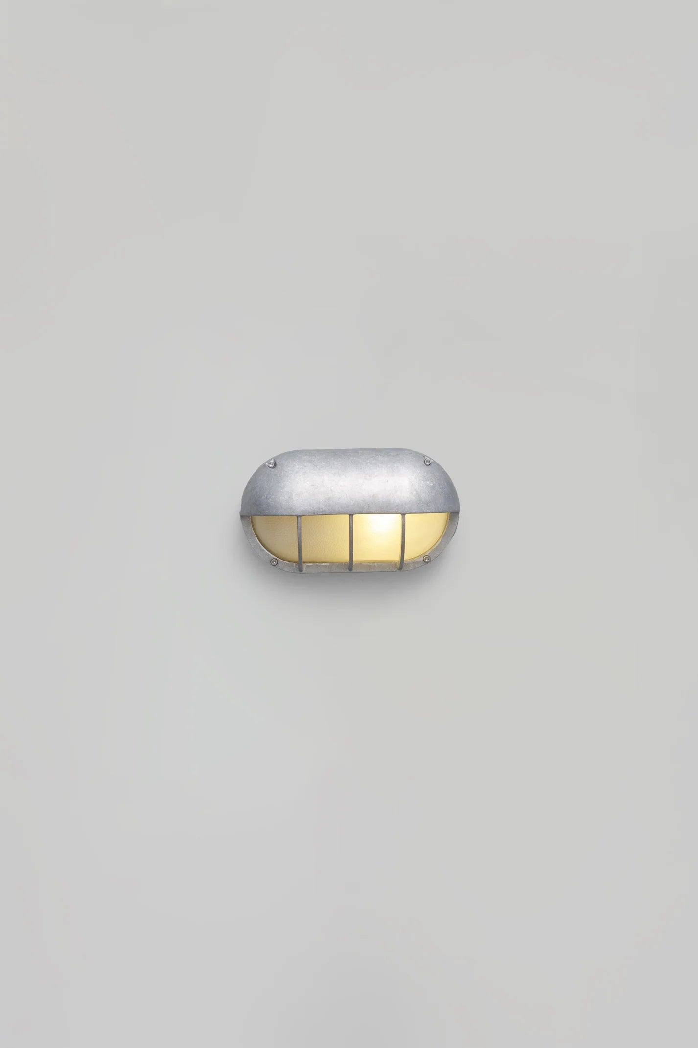 Hublot Oval en Aluminium 8125