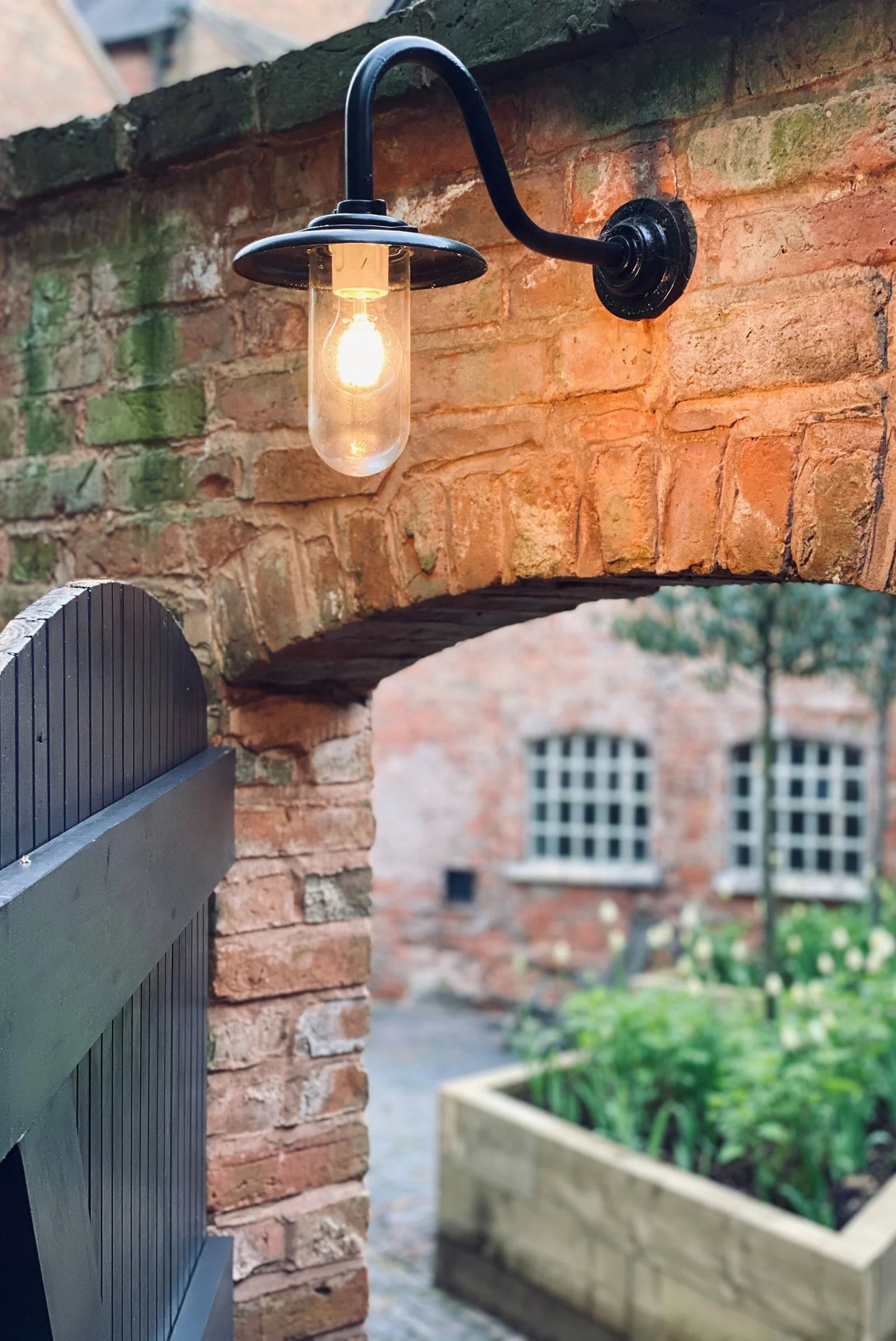 Applique coudée d'extérieure 60W, Col de cygne 7677