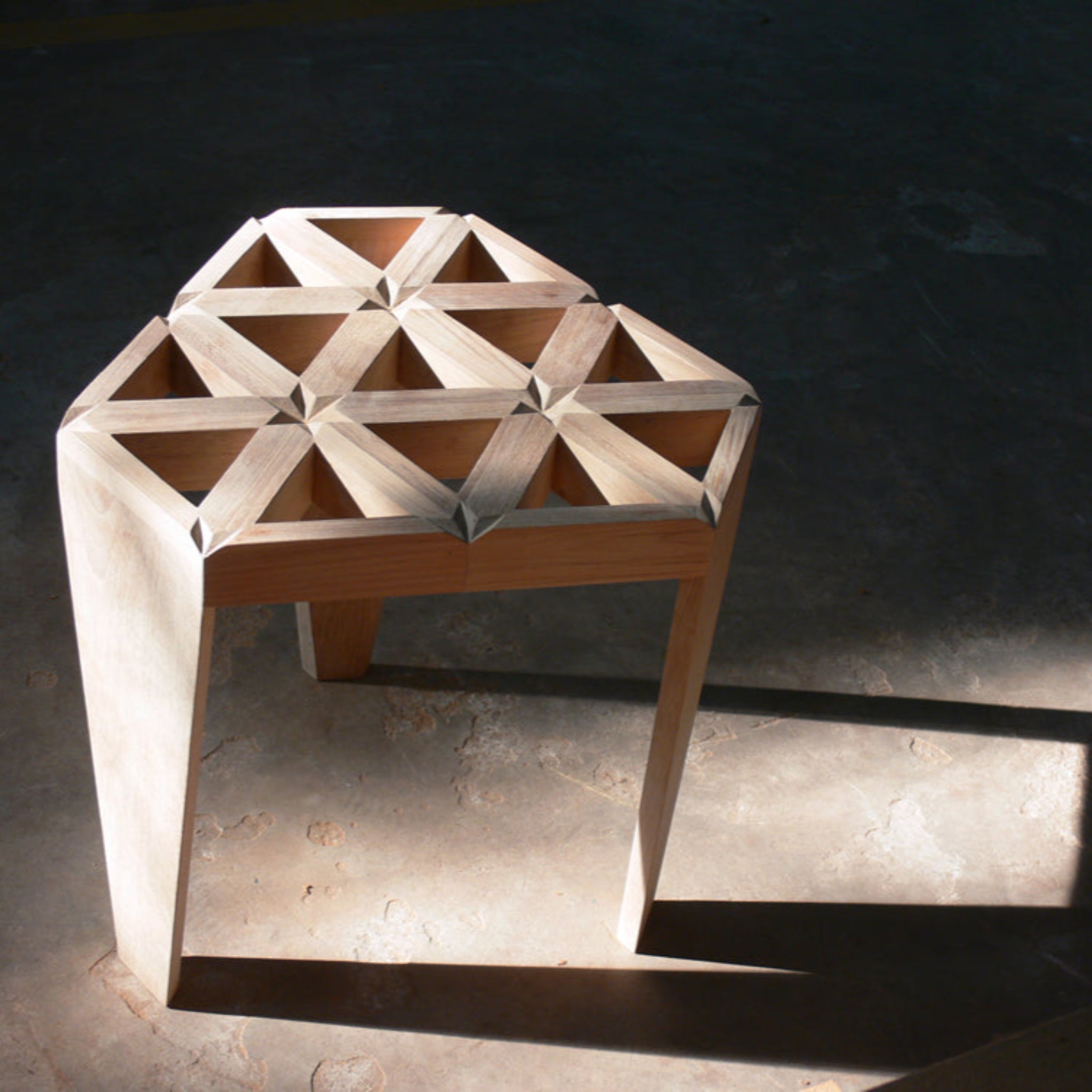 table-basse-d-appoint-star