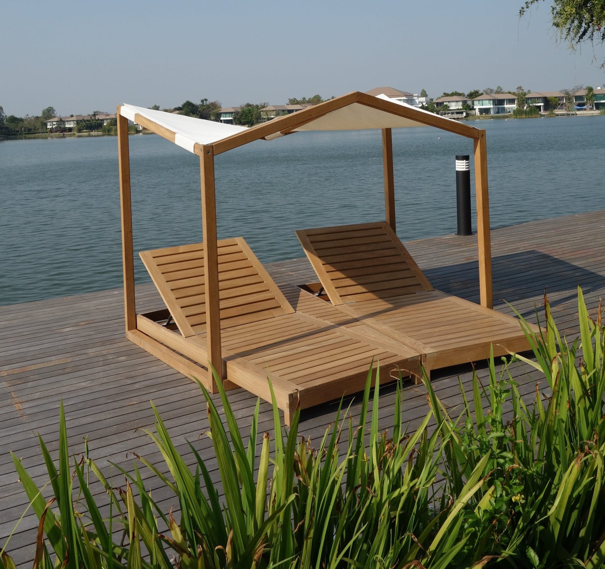 bain-de-soleil-butterfly-1