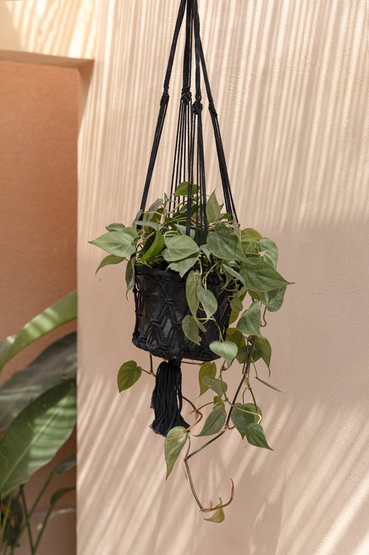Suspension macramé noir M – vue 4 – Bazar Bizar