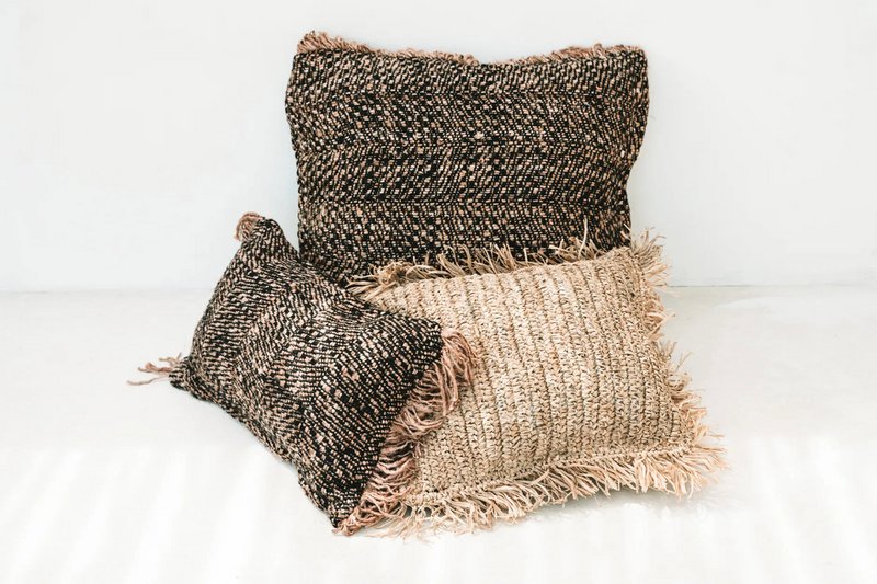 Housse OH MY GEE noir et cuivre 30 × 50 – vue 3 – Bazar Bizar