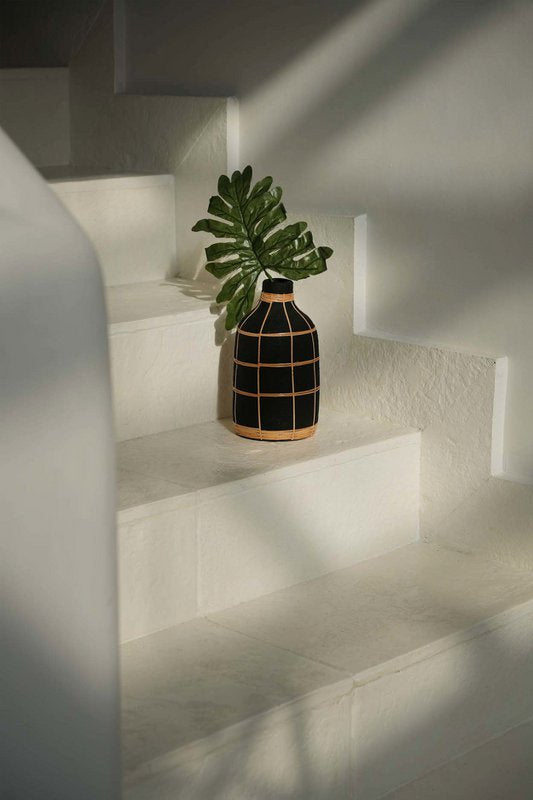Vase WHOOPY en terre cuite noir naturel, taille M