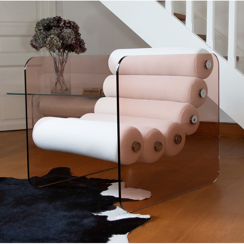 Fauteuil design MW02 – Parois en PMMA coulé bronze, assise en mousse alvéolaire et tissu 3D