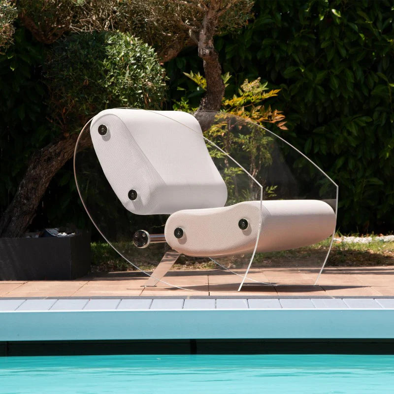 Fauteuil design MW07 bicolore – Parois en PMMA coulé, assise en mousse alvéolaire