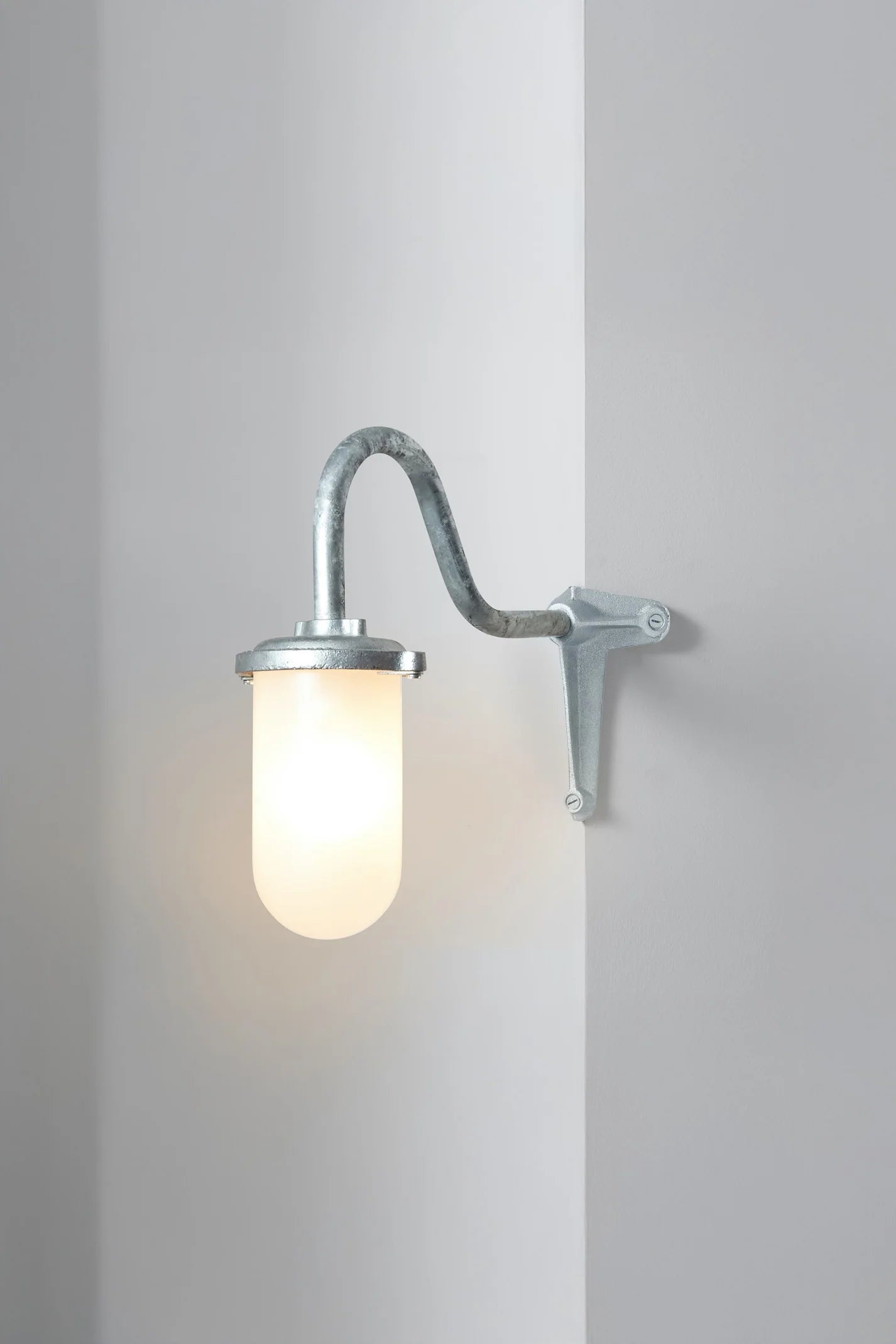 Applique coudée, 100W, Fixation murale simple 7672