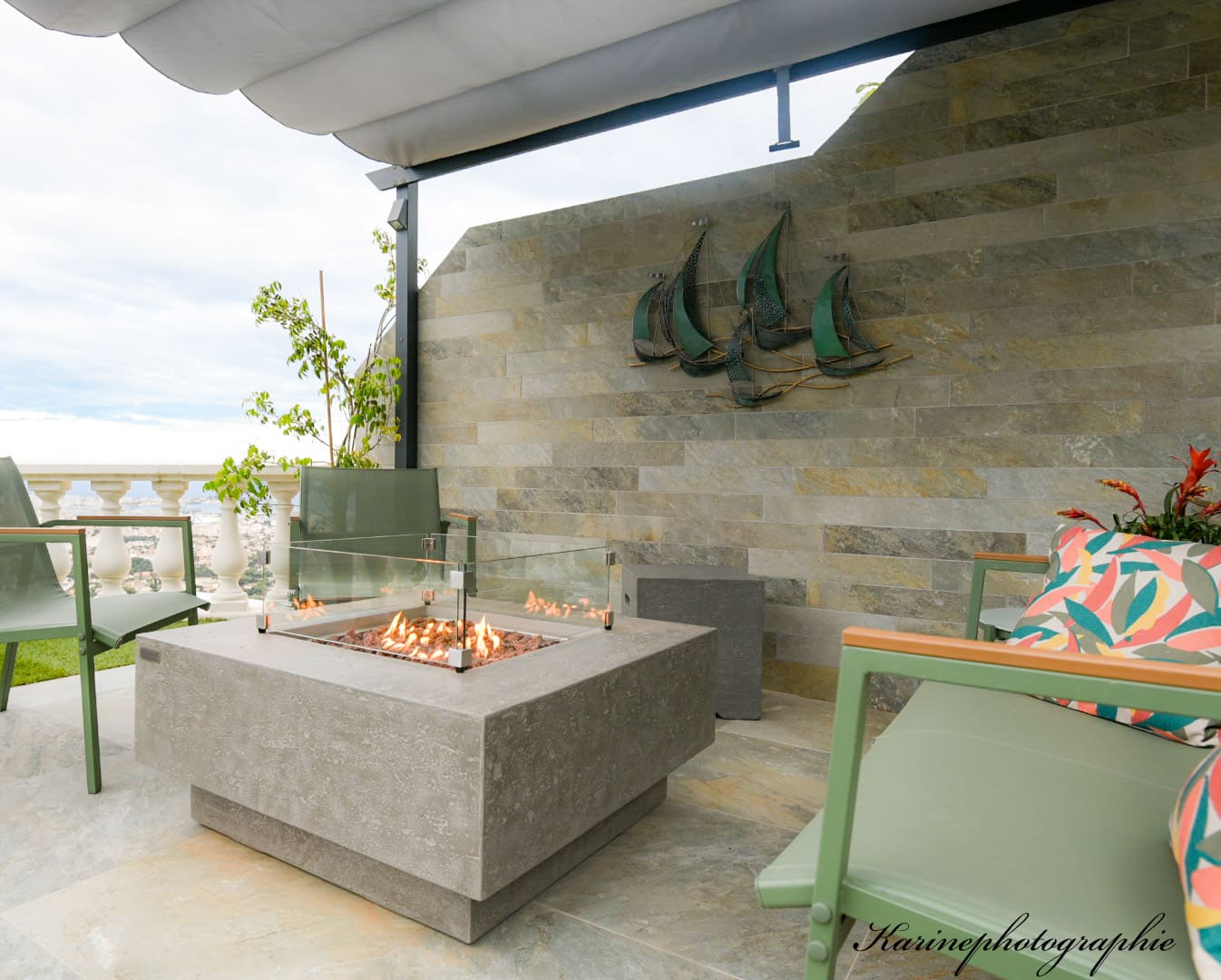 MANHATTAN Brazier Table