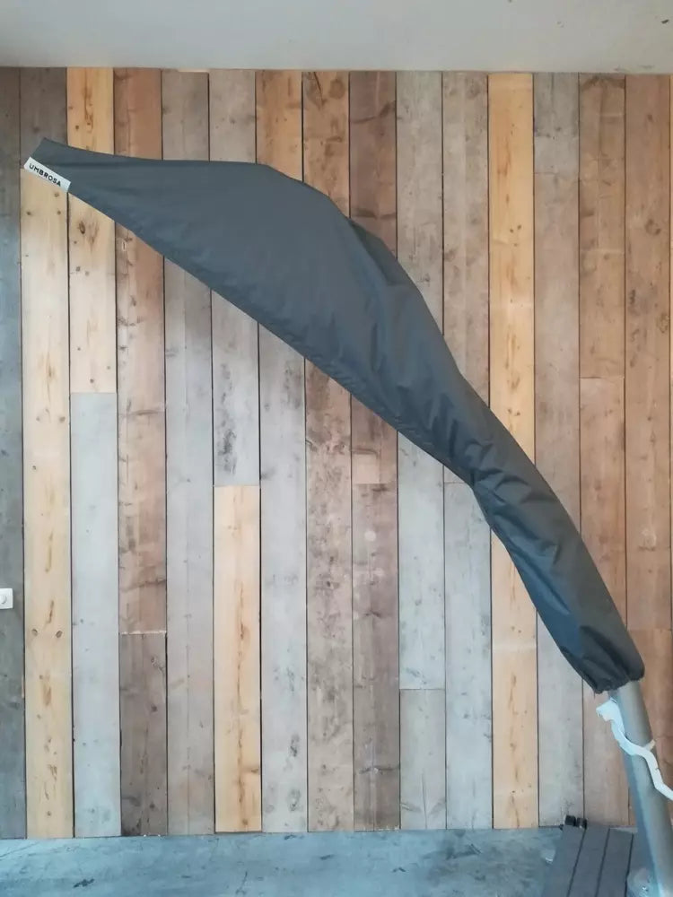 Icarus Protective Cover