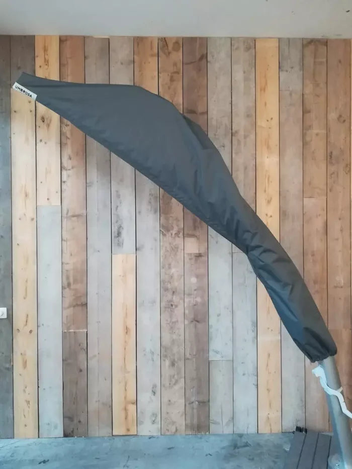 Icarus UX Sand parasol set + protective cover