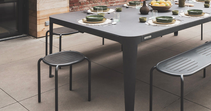 Tabouret Hyphen in & outdoor