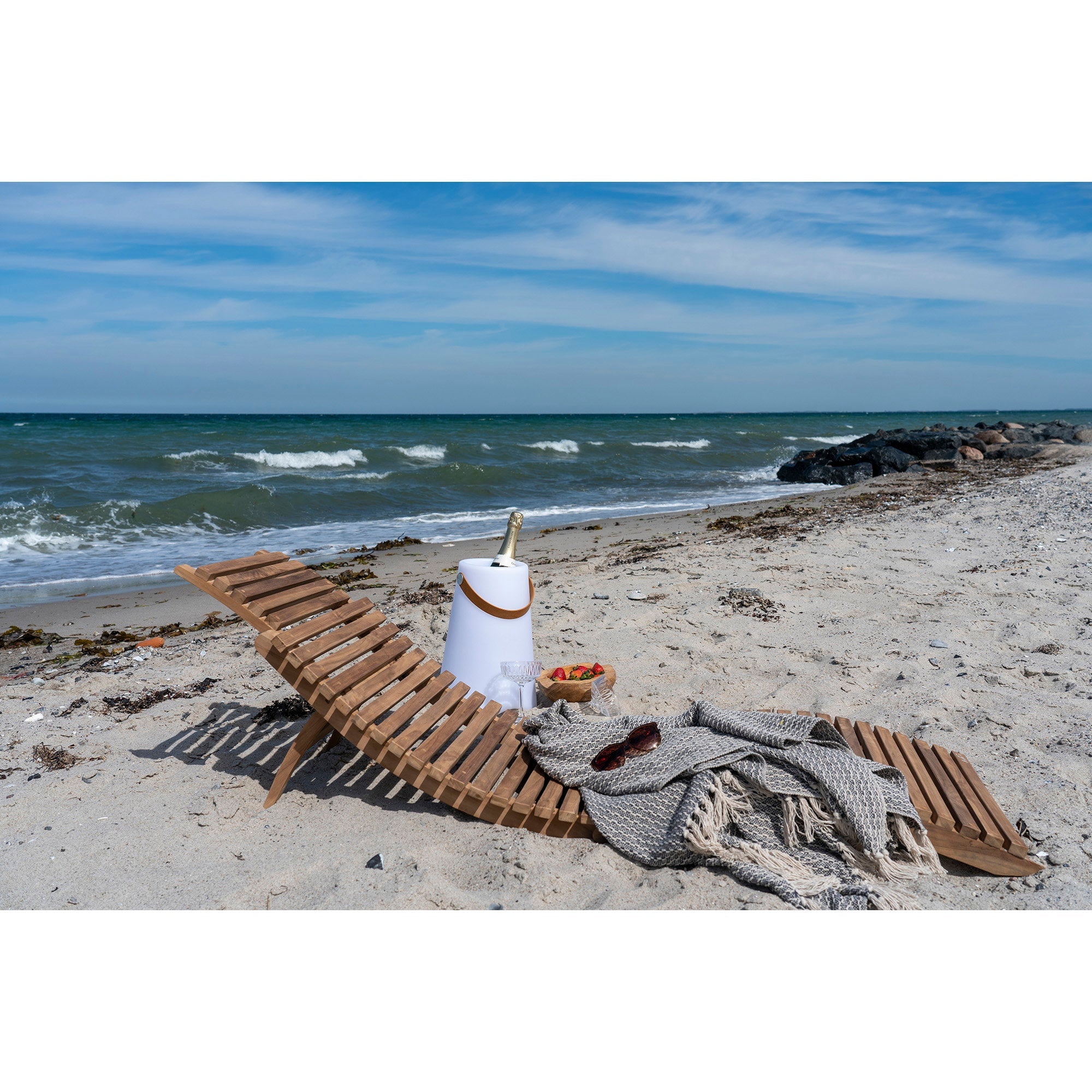 Bain de soleil ARRIETA en teck naturel – vue détaillée