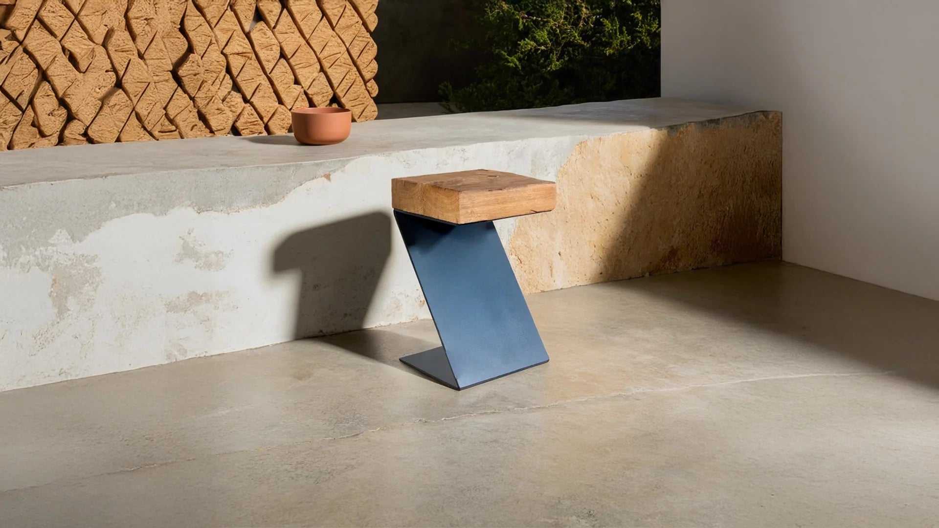MOULIN stool