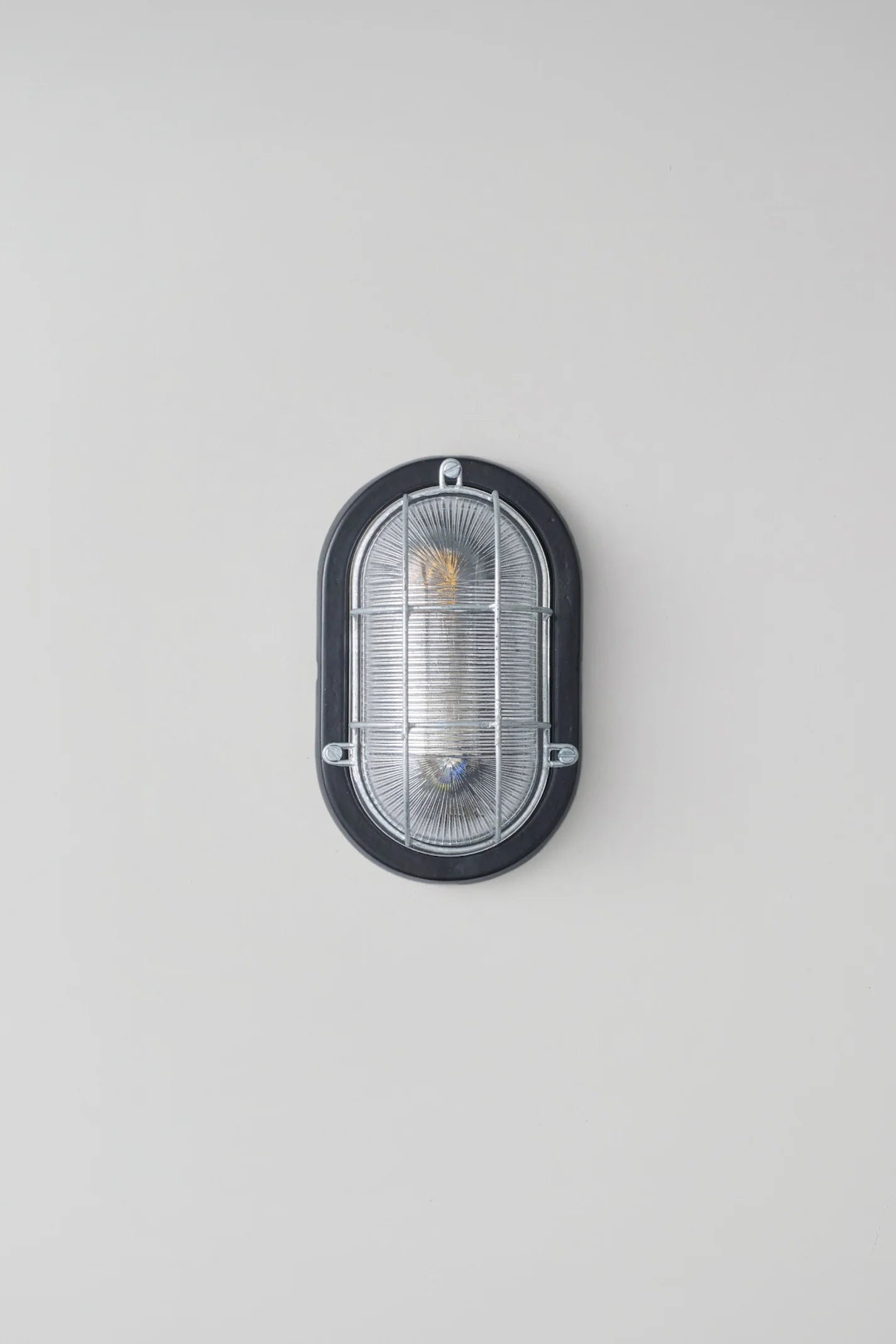 Hublot Oval en Aluminium 7003