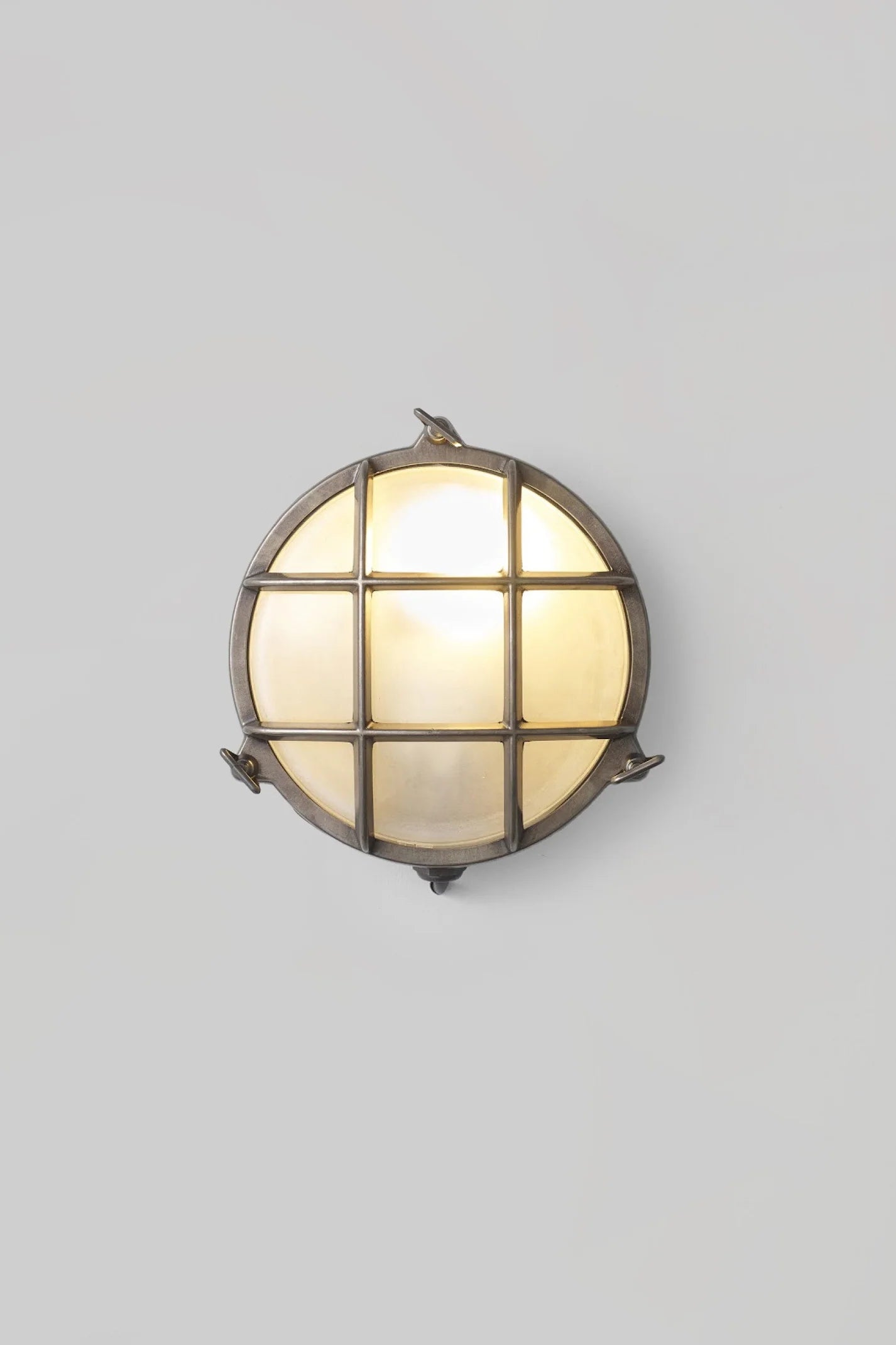 Hublot en Laiton 7028