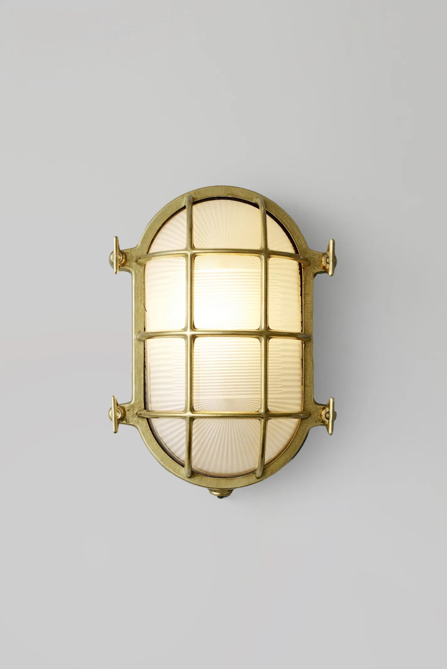 Hublot Oval en Laiton 7034