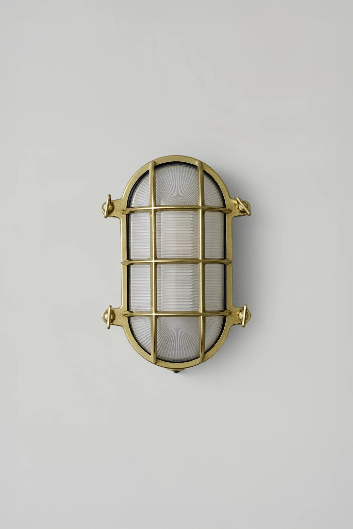 Hublot Oval en Laiton 7035