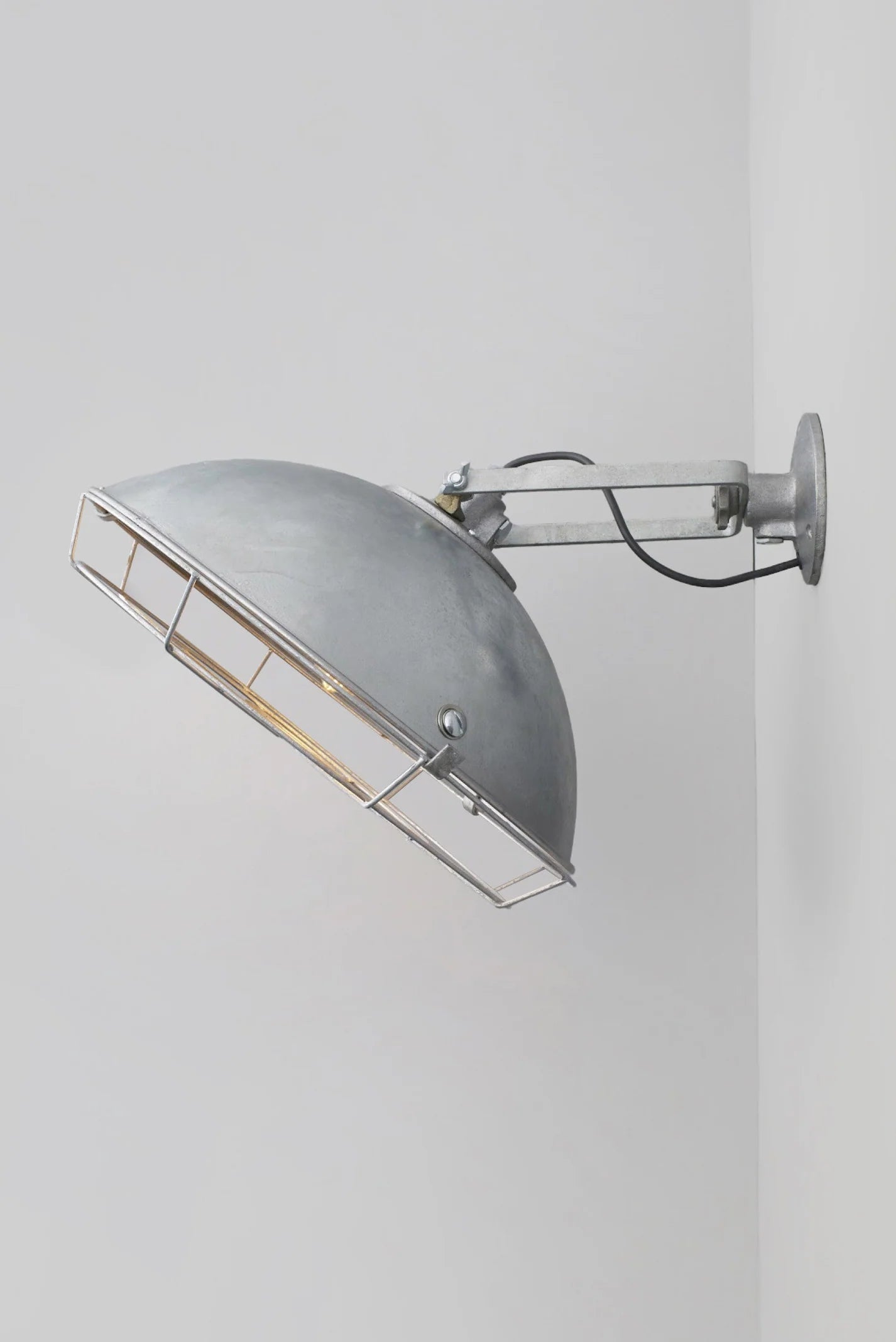 Applique Cargo Cluster