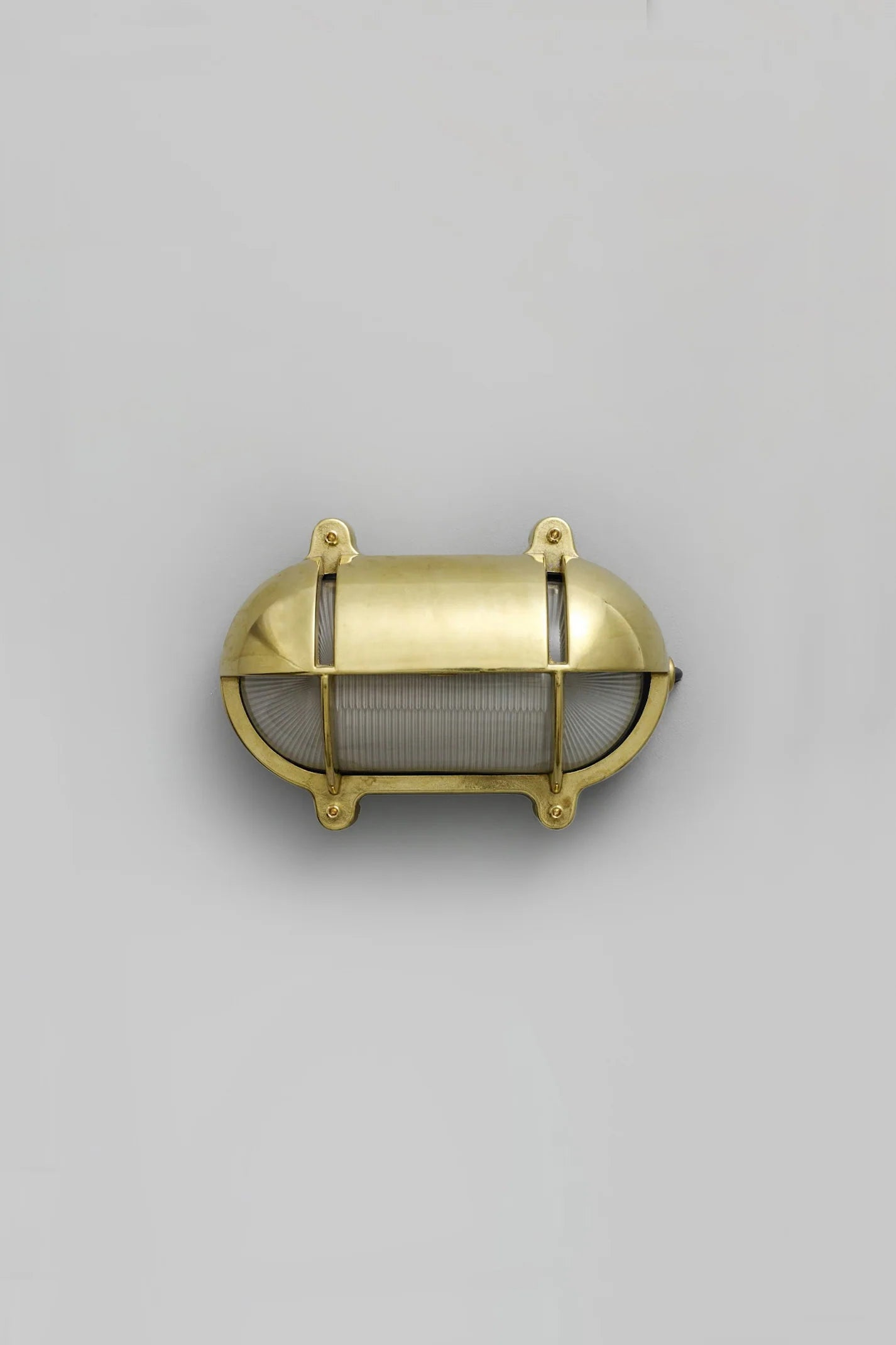 Hublot Oval en Laiton 7435