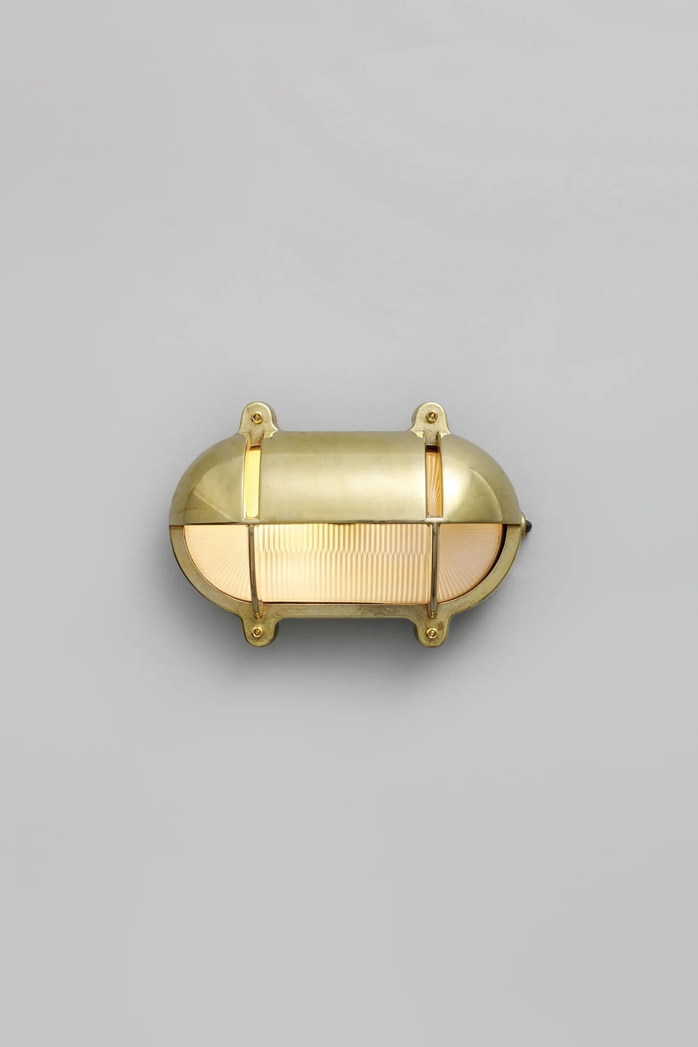 Hublot Oval en Laiton 7435