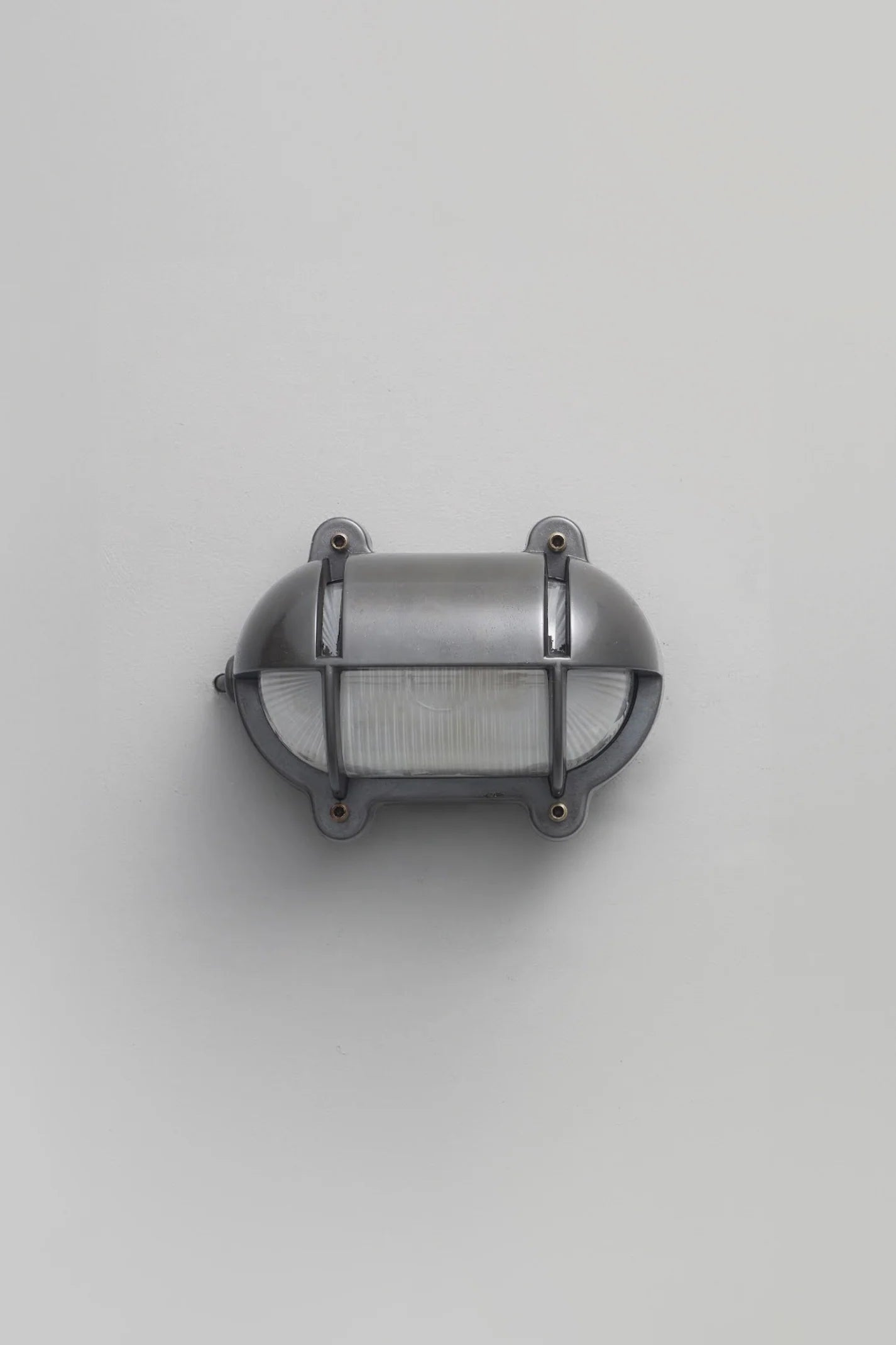 Hublot Oval en Laiton 7436