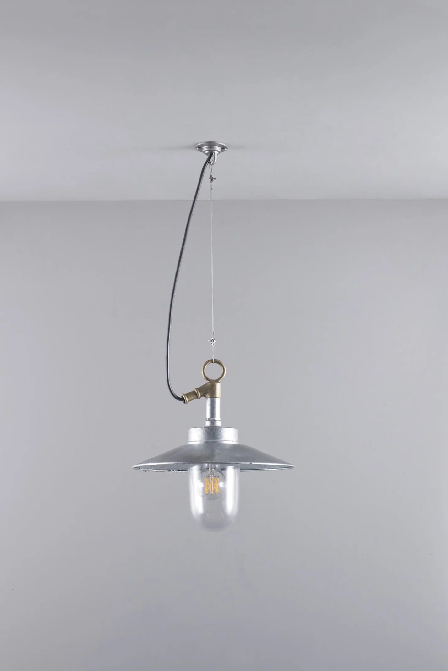 Suspension Well Glass avec réflecteur 7680 IP44