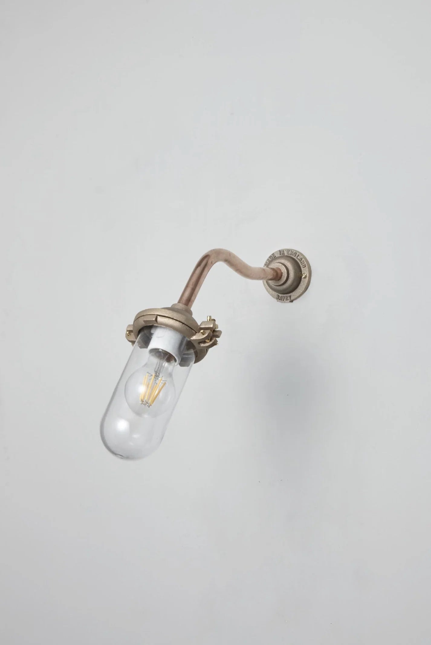 Applique coudée d'extérieure, sans réflecteur, 45°, Fixation murale simple 7684