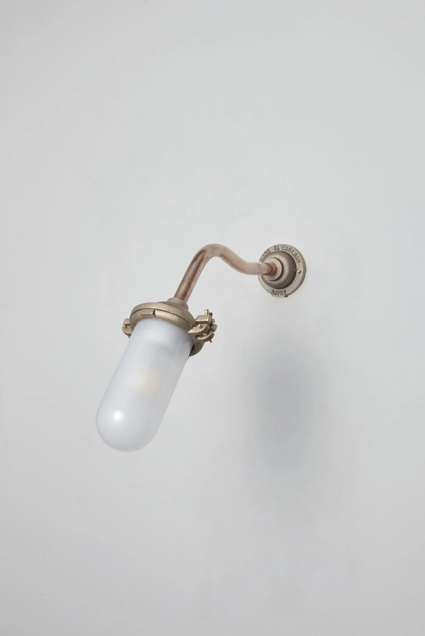 Applique coudée d'extérieure, sans réflecteur, 45°, Fixation murale simple 7684