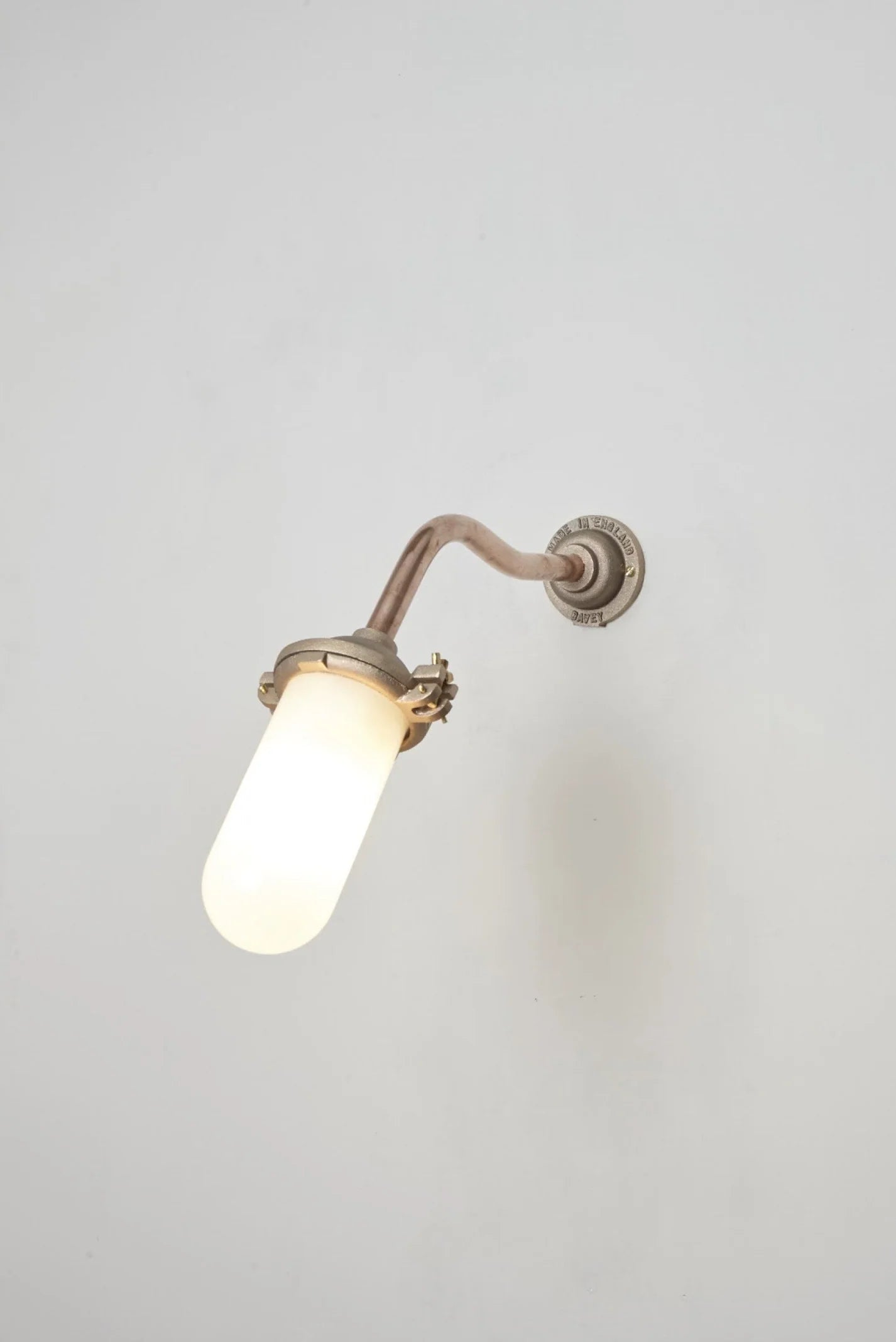 Applique coudée d'extérieure, sans réflecteur, 45°, Fixation murale simple 7684