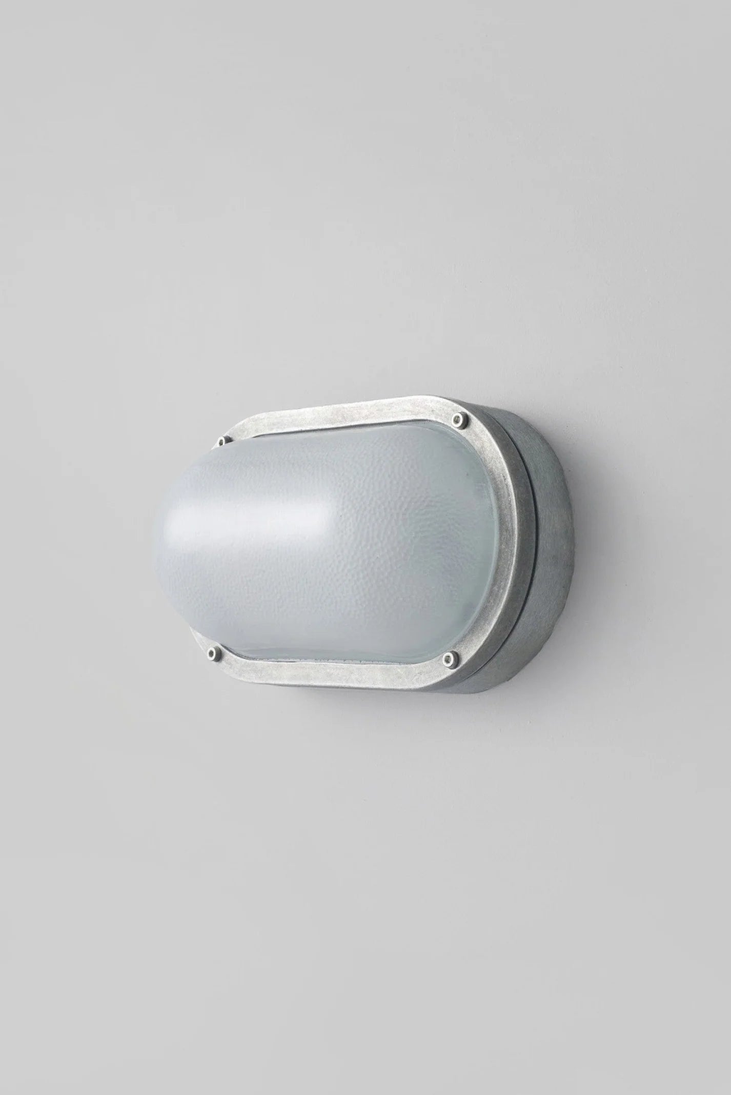 Hublot Oval en Aluminium 8120