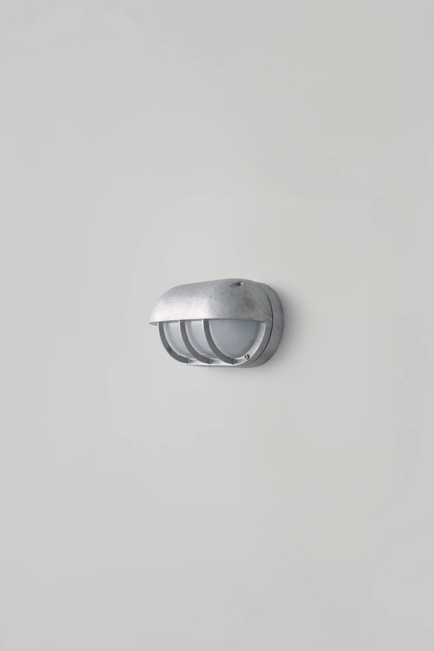 Hublot Oval en Aluminium 8125