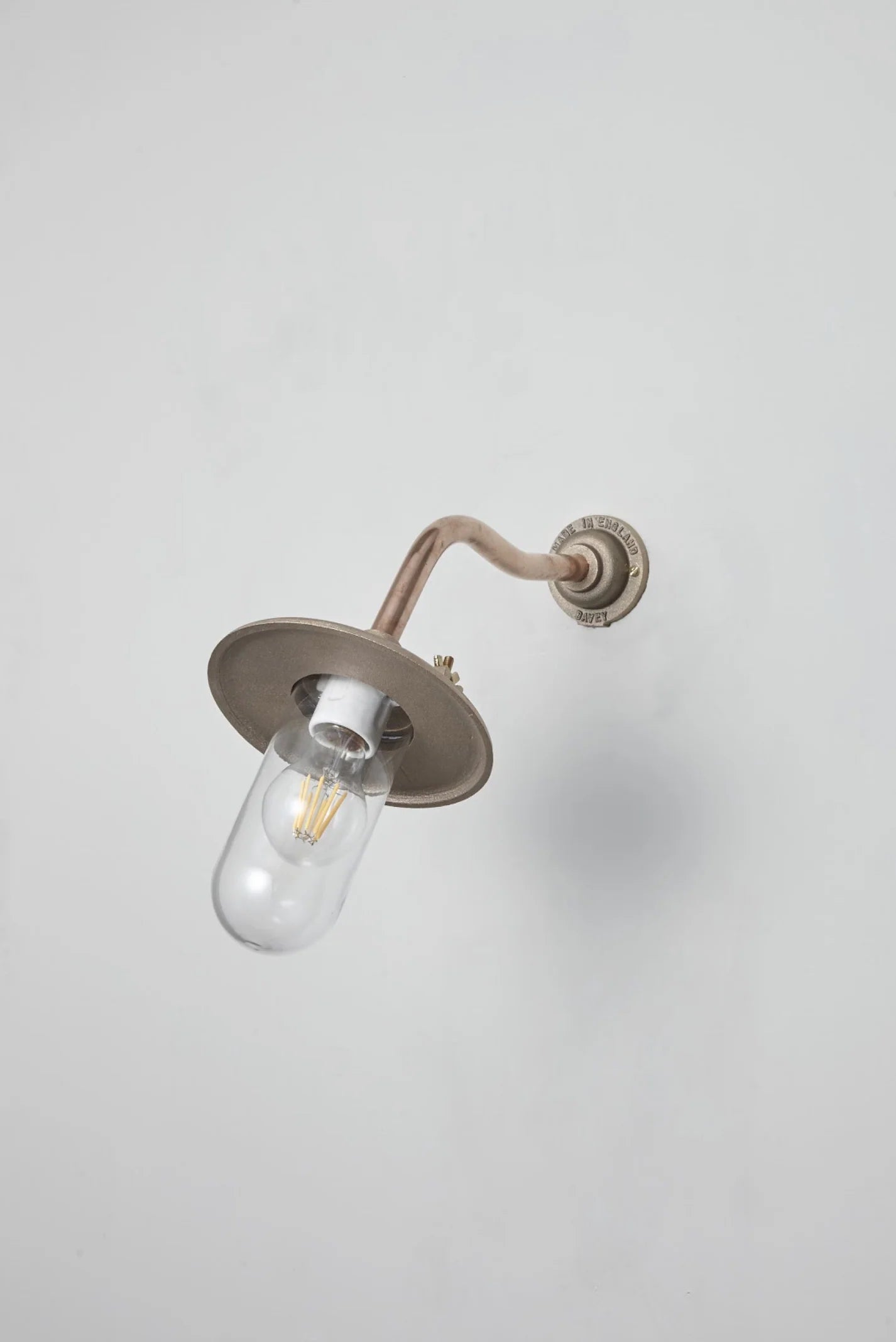 Applique coudée d'extérieure, 45°, Fixation murale simple 7685