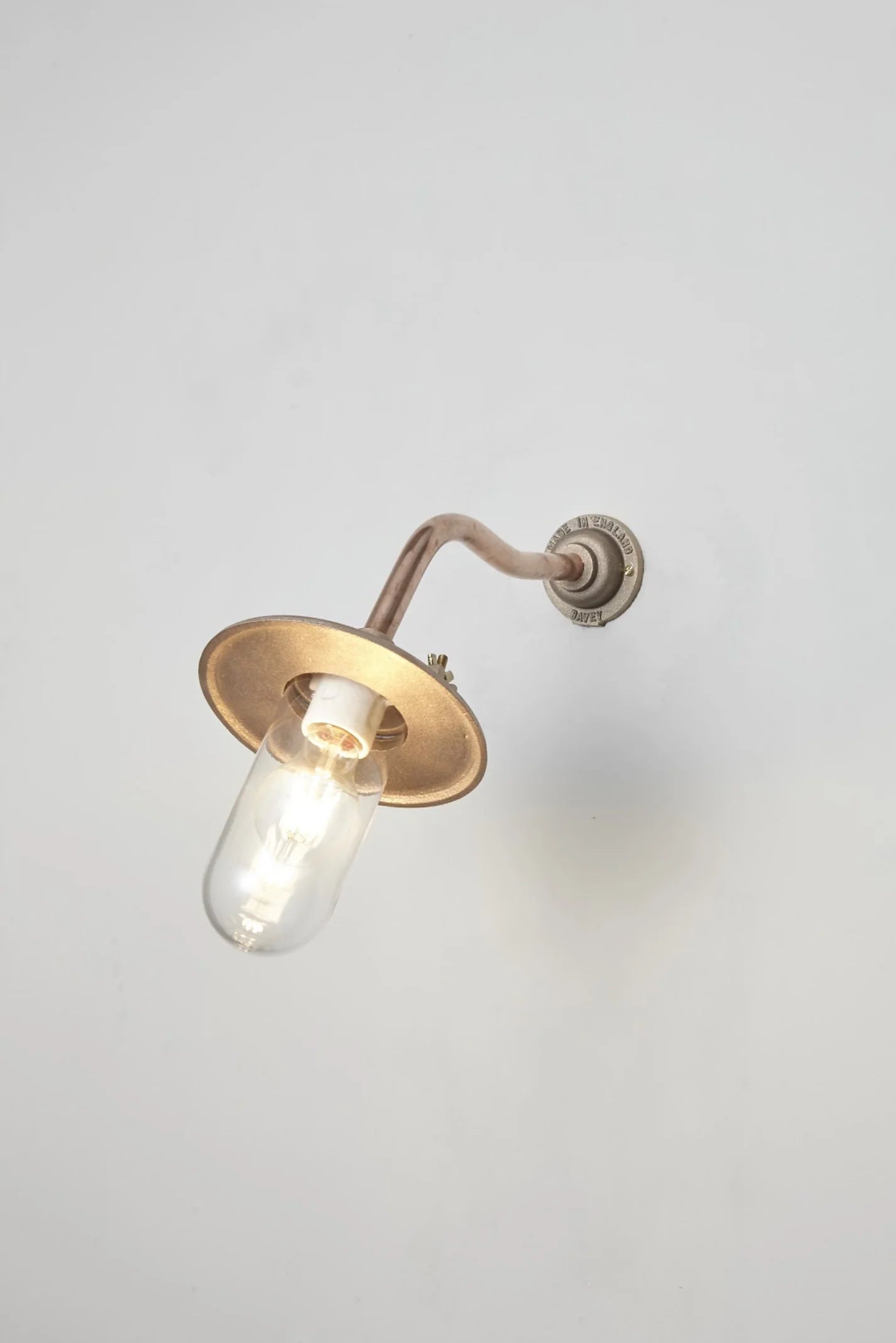 Applique coudée d'extérieure, 45°, Fixation murale simple 7685