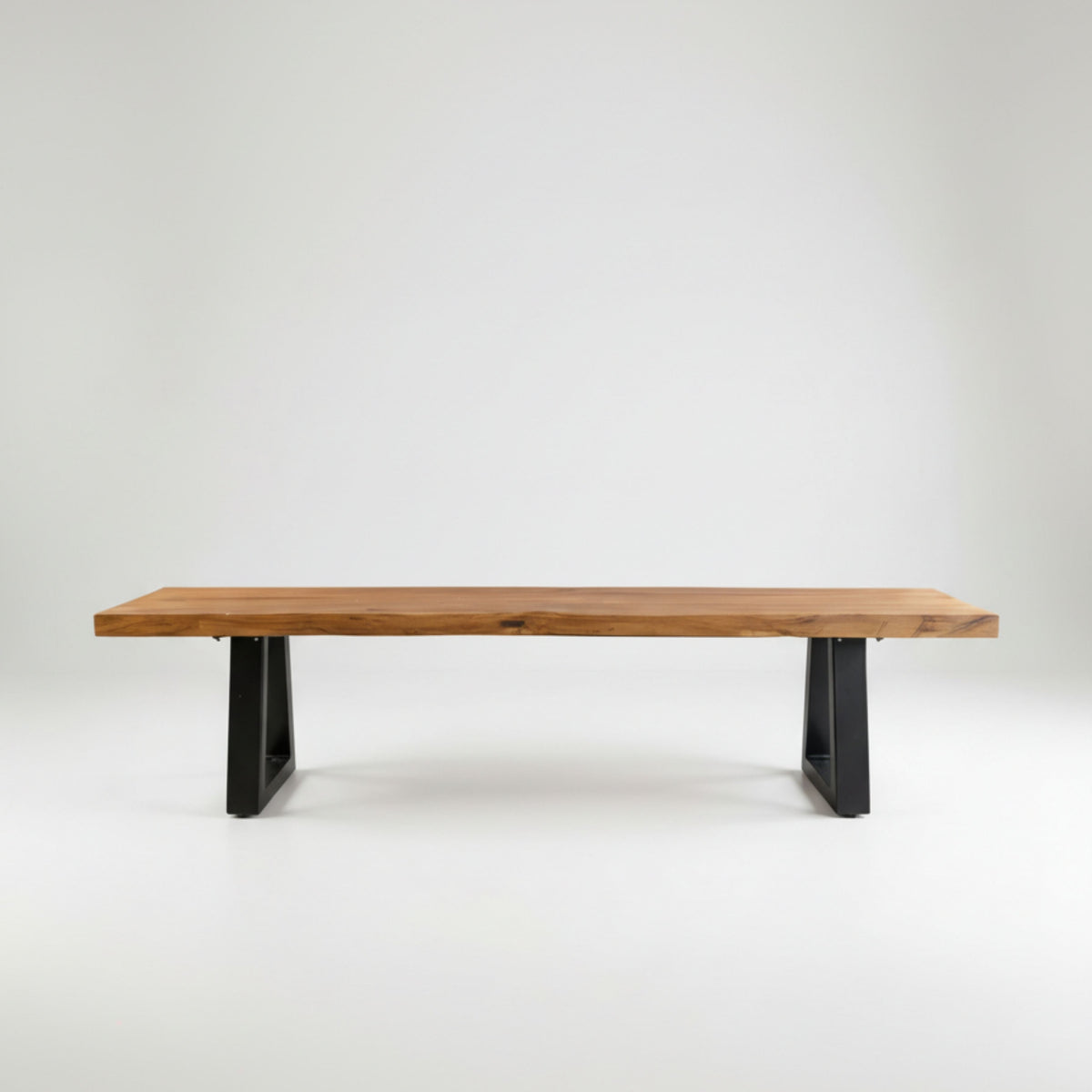 Banc 280 cm en teck recyclé avec pieds métal – Bazar Bizar