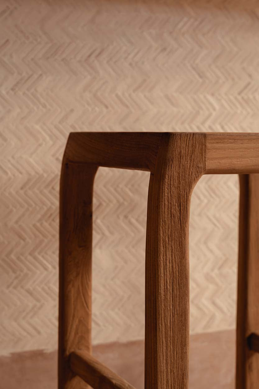 Tabouret de bar extérieur ITHACA en teck recyclé – vue Bazar Bizar
