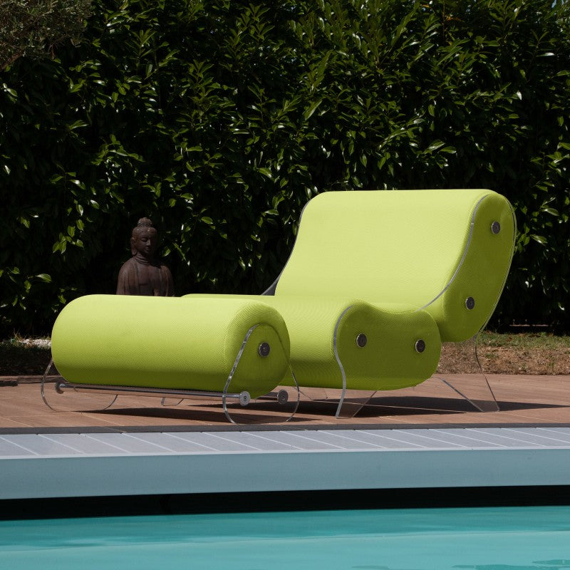 Ensemble MW06 Fauteuil et pouf design – parois en PMMA coulé, assise en mousse alvéolaire