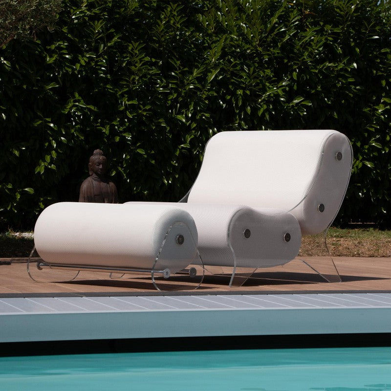 Ensemble MW06 Fauteuil et pouf design – parois en PMMA coulé, assise en mousse alvéolaire